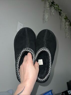 Black Tasman UGG Slippers